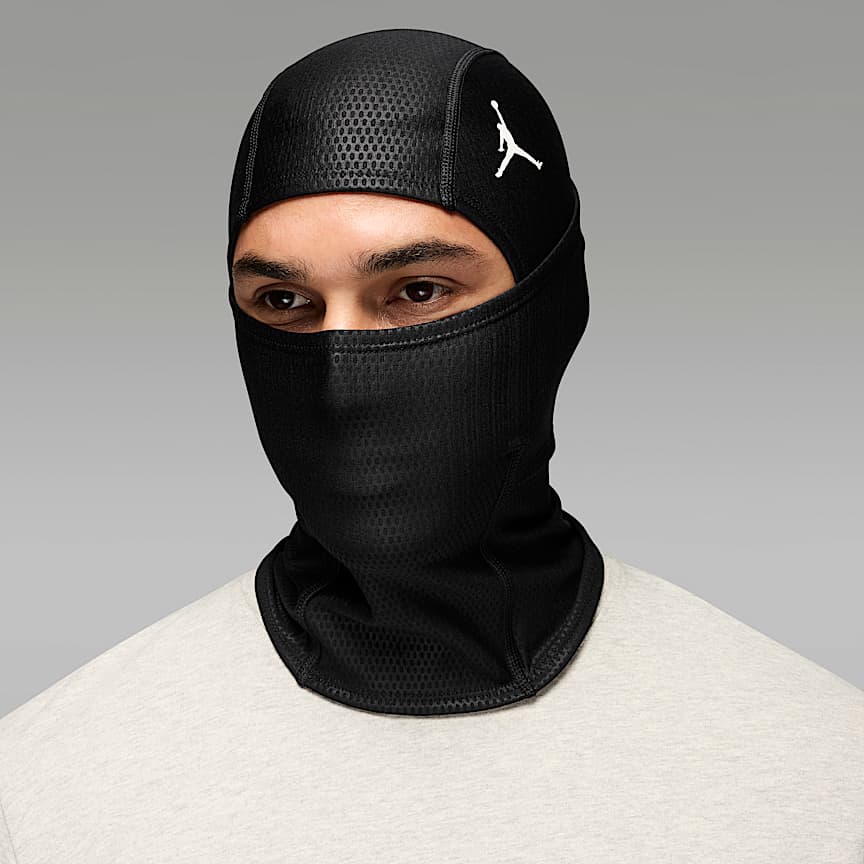 Nike Pro HyperWarm Football Hood. Nike.com